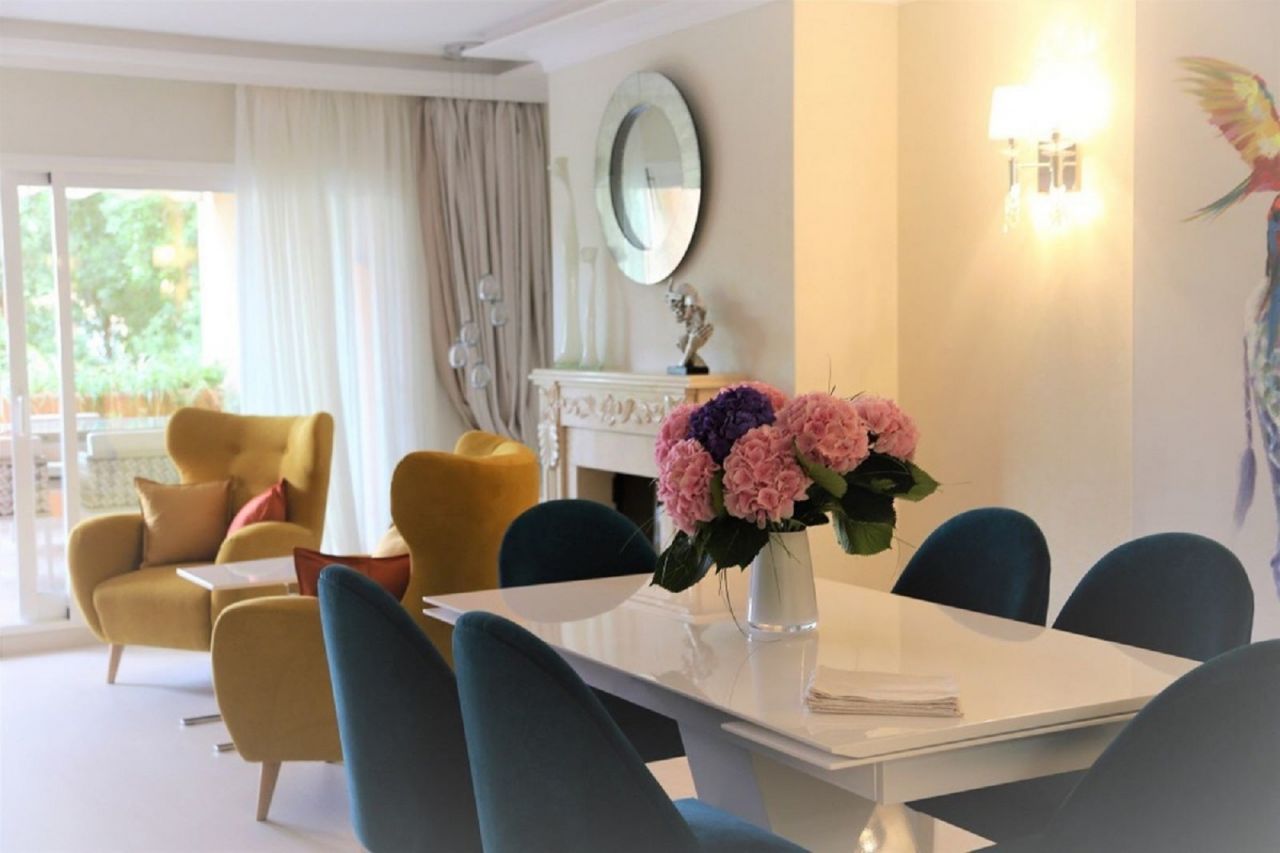 Lujoso piso en Alhambra del Golf