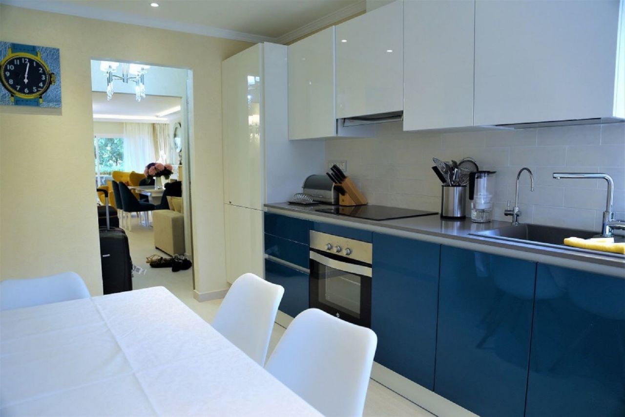 Lujoso piso en Alhambra del Golf