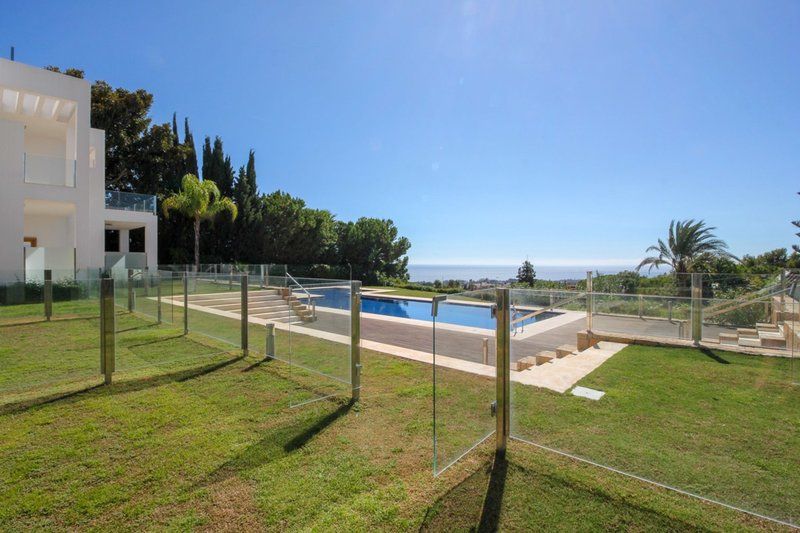 Imaculate Townhouse in Sierra Blanca