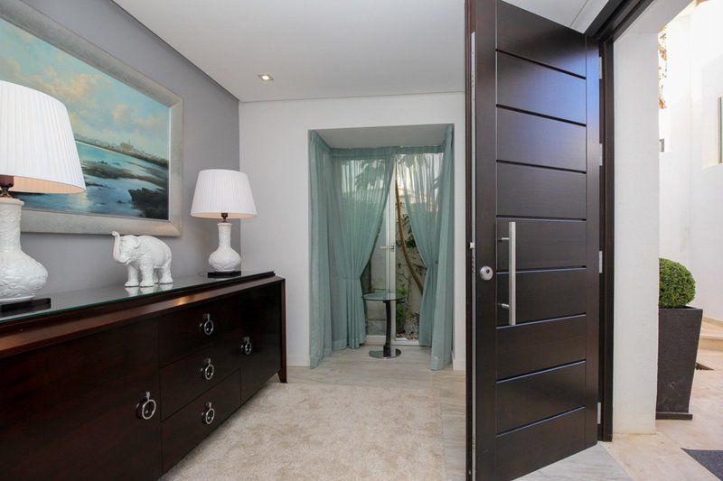 Imaculate Townhouse in Sierra Blanca