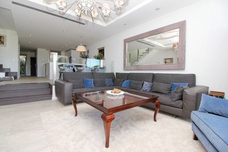 Imaculate Townhouse in Sierra Blanca