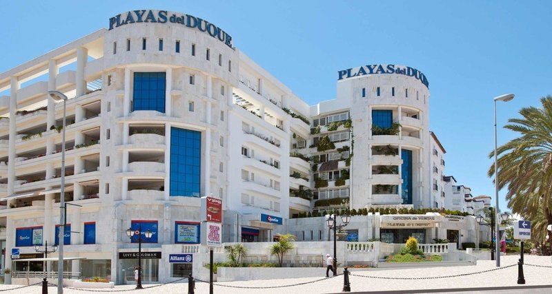 Fisrt Line Beach Apartment in Playas del Duque