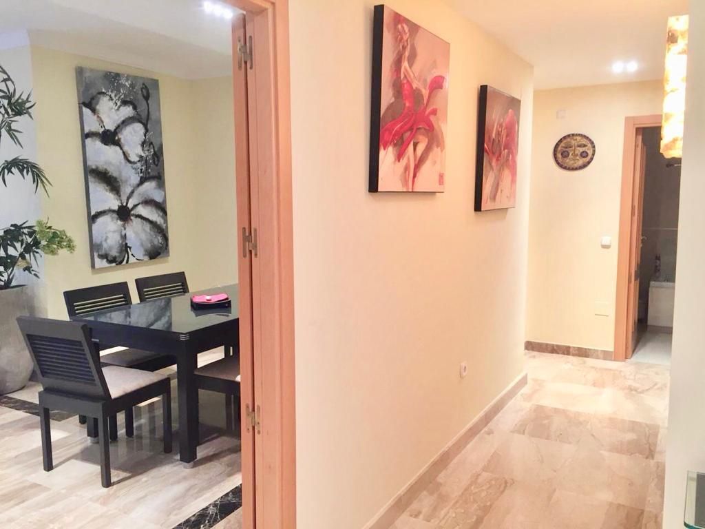 Luxury apartment near the beach