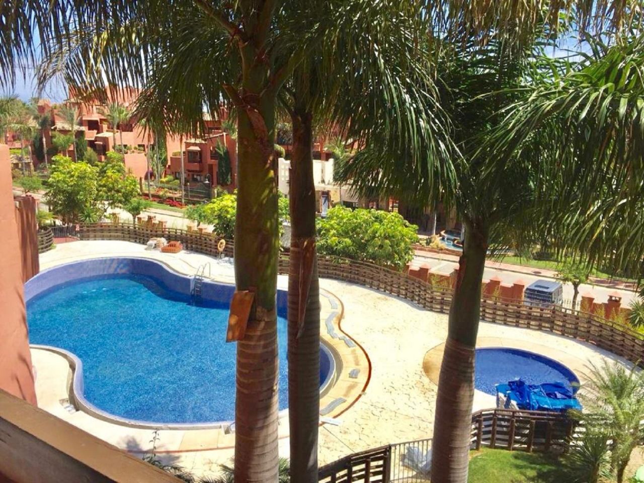 Luxury apartment near the beach