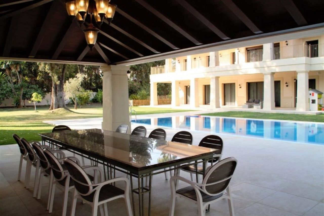 Luxury Villa in Guadalmina Baja