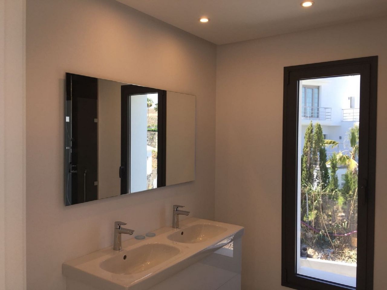 Brand New Villa in Los Flamingos with sea views