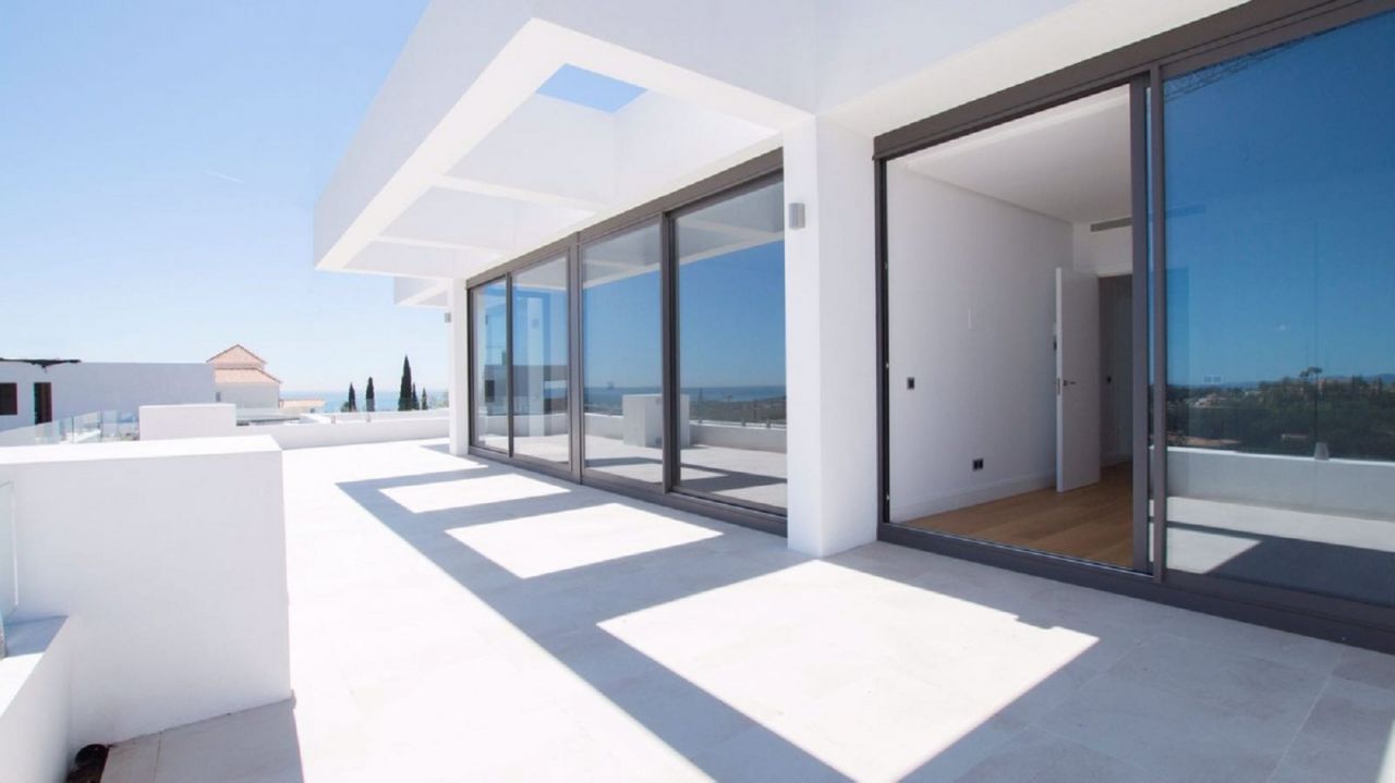 Brand New Villa in Los Flamingos with sea views