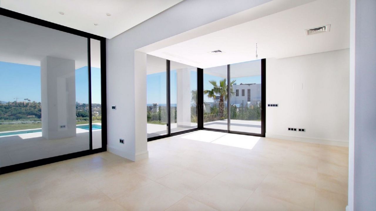 Brand New Villa in Los Flamingos with sea views