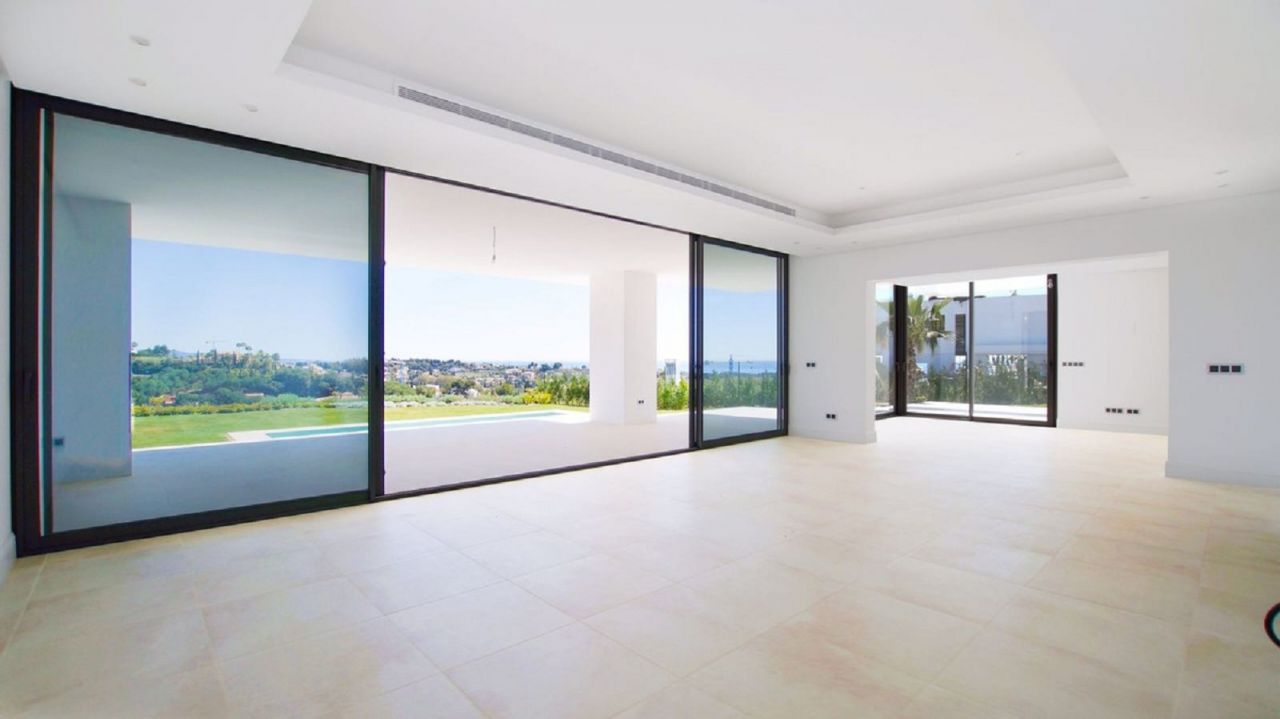 Brand New Villa in Los Flamingos with sea views