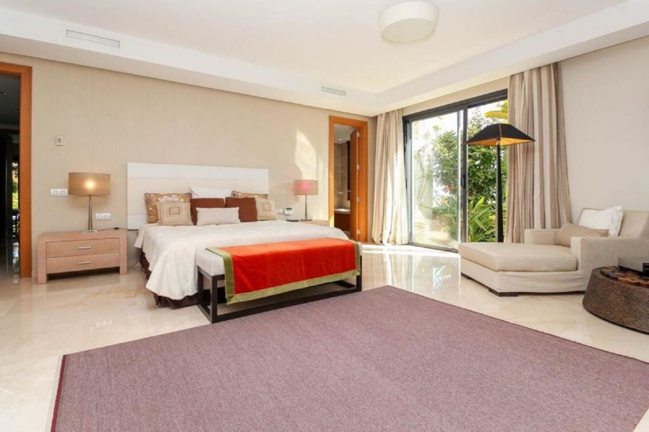 Luxury Bungalow in Sierra Blanca with sea views