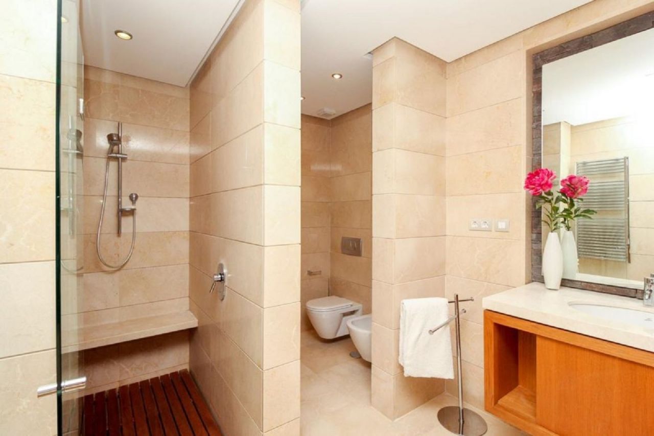 Luxury Bungalow in Sierra Blanca with sea views