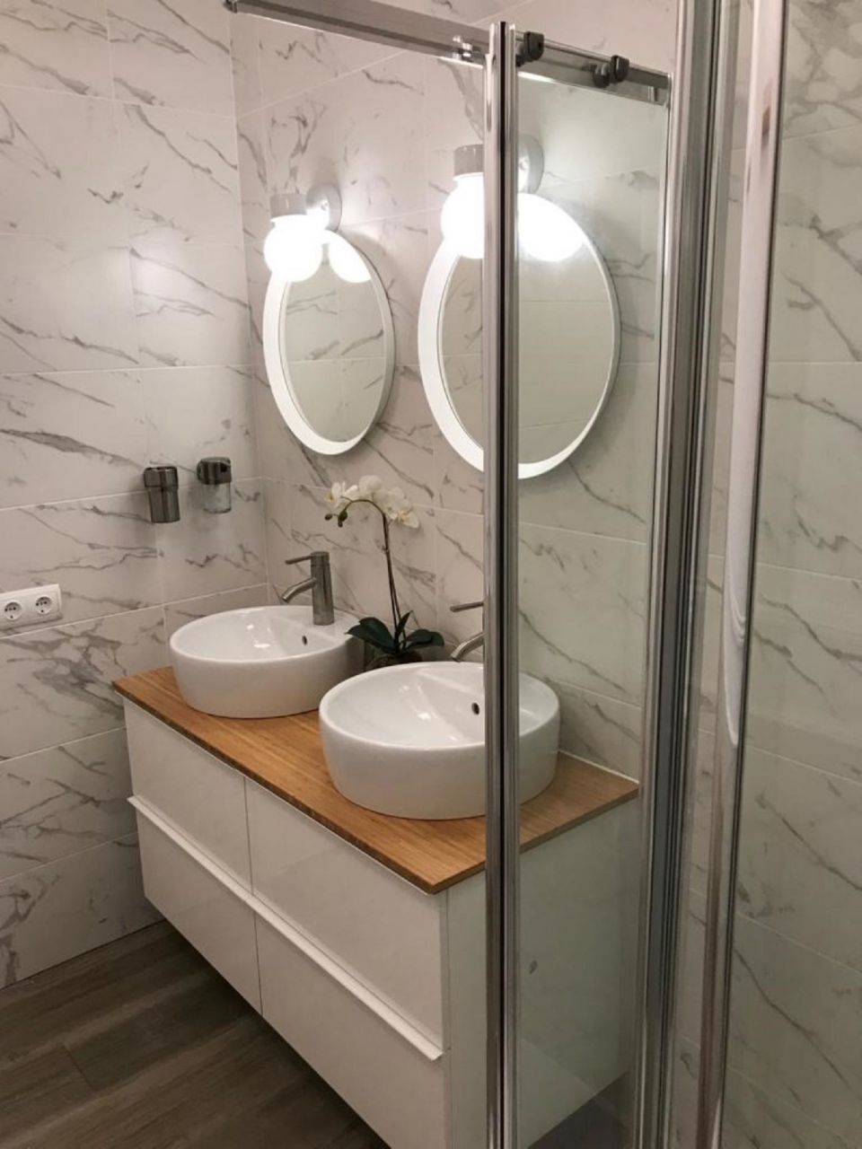 Secondline beach apartment in Estepona