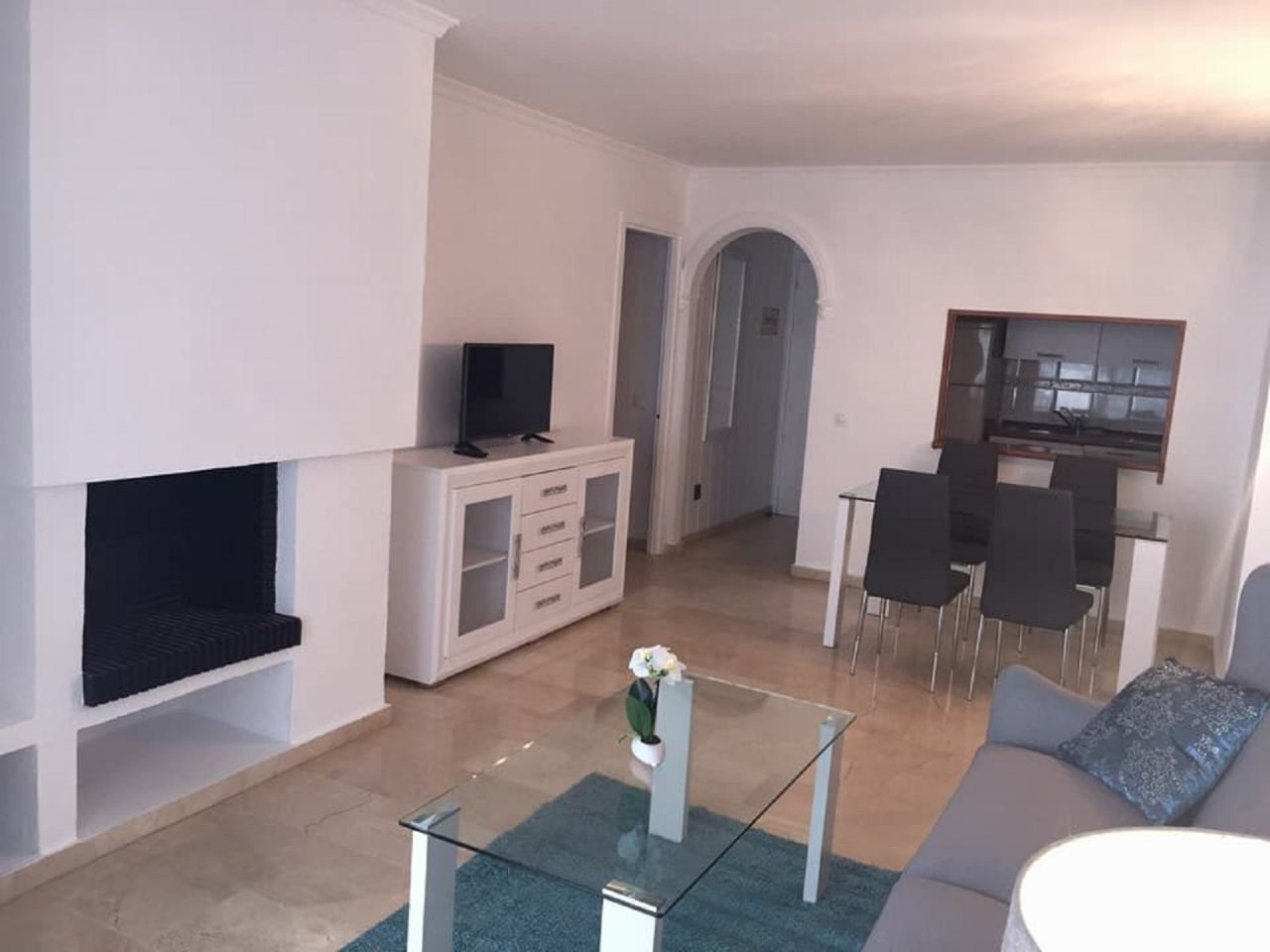 Lovely Apartment in Estepona Port with sea views