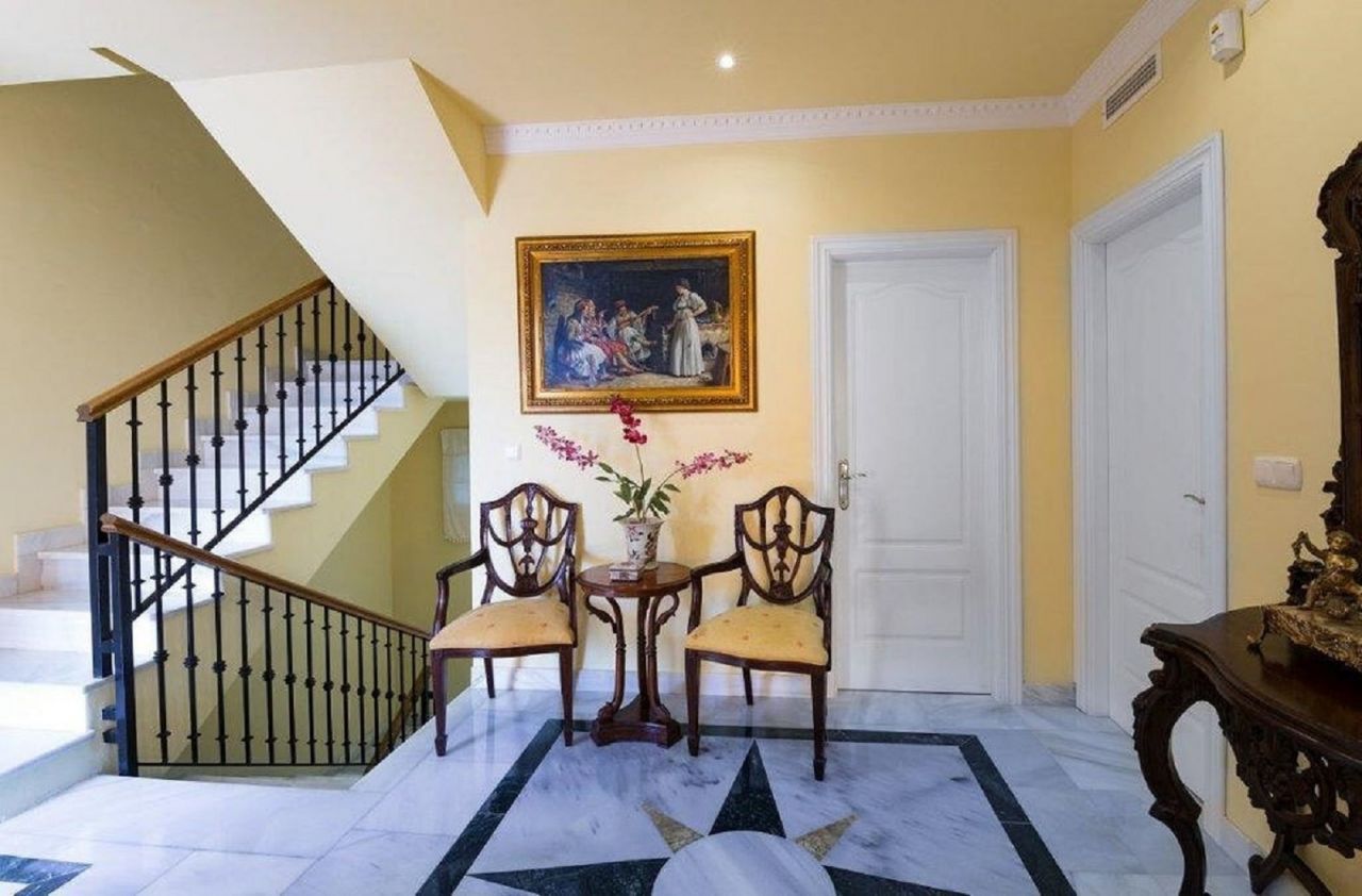 Lovely semi-detached villa in El Mirador