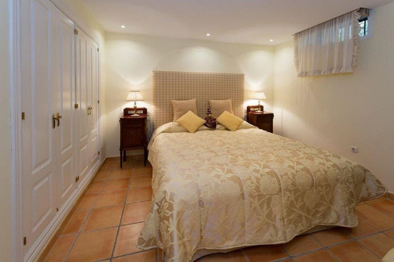 Lovely semi-detached villa in El Mirador