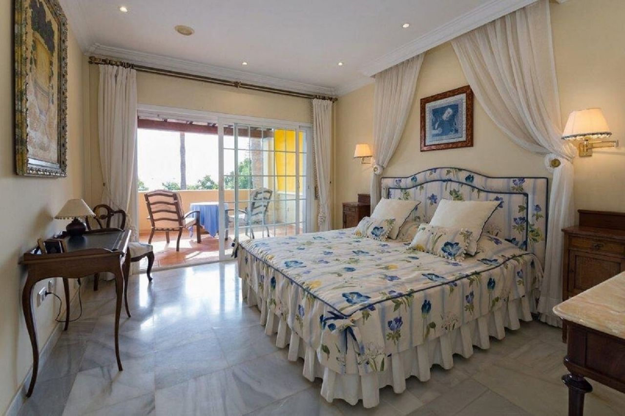 Lovely semi-detached villa in El Mirador