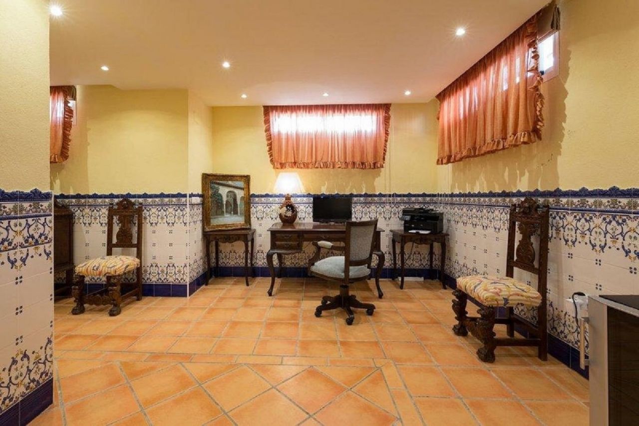 Lovely semi-detached villa in El Mirador