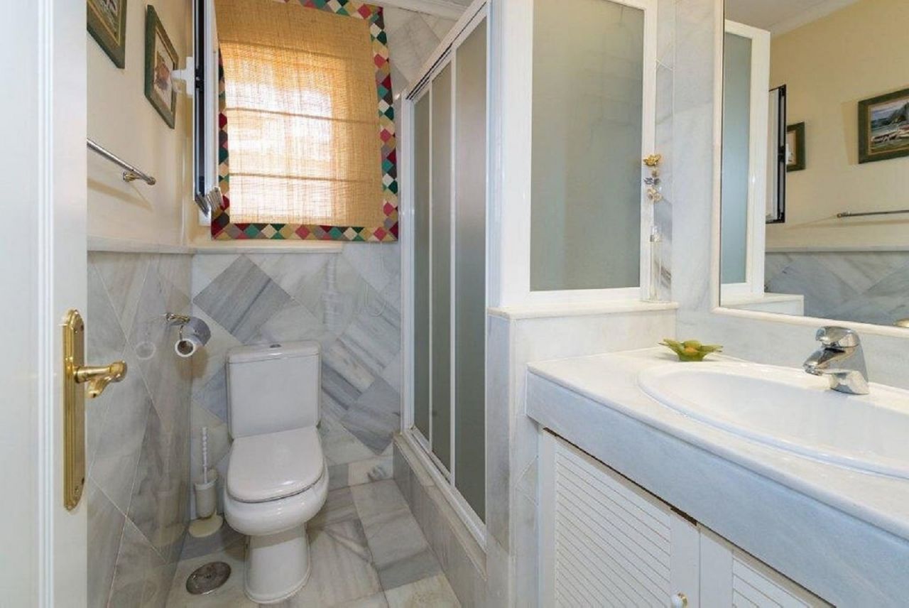 Lovely semi-detached villa in El Mirador