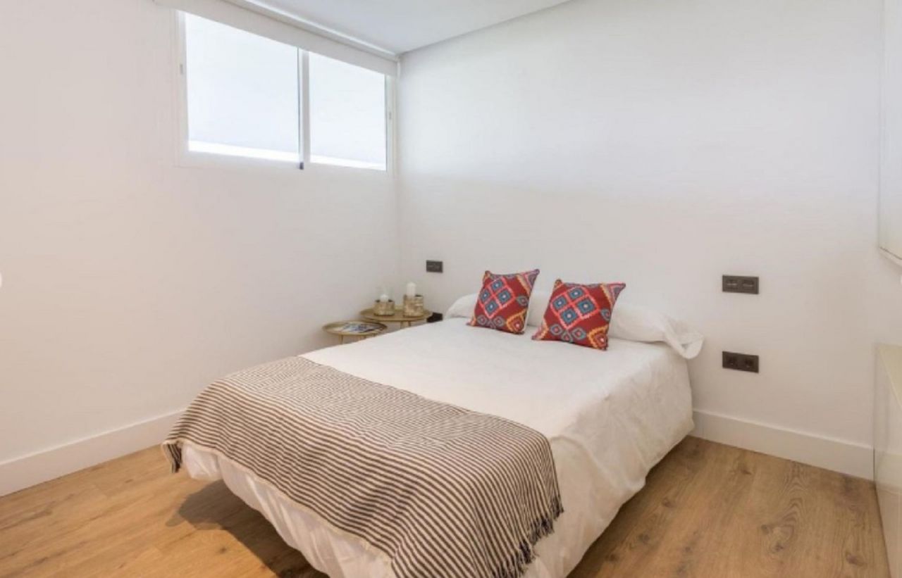 Elegant Beachfront Groundfloor apartment in Guadalmina Baja