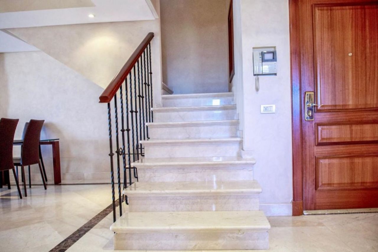 Firstline Beach Penthouse in Mar Azul