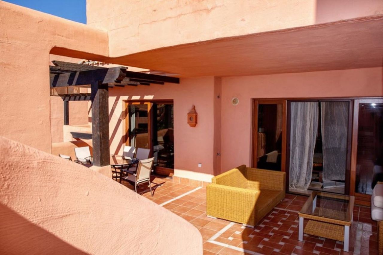 Firstline Beach Penthouse in Mar Azul