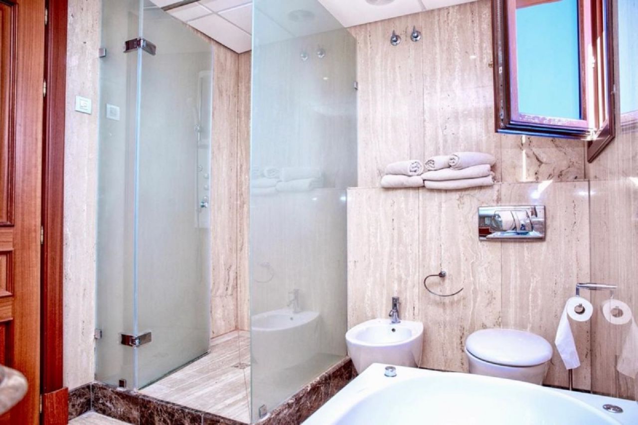 Firstline Beach Penthouse in Mar Azul