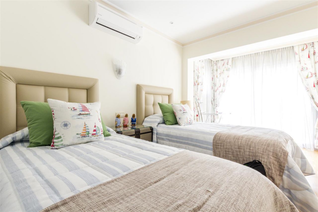 Beachside villa in San Pedro de Alcantara