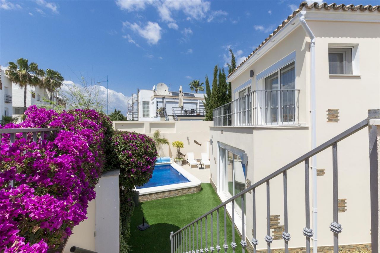 Beachside villa in San Pedro de Alcantara