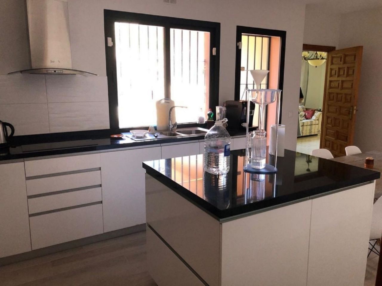 Spectacular villa in Aloha close to the golf course