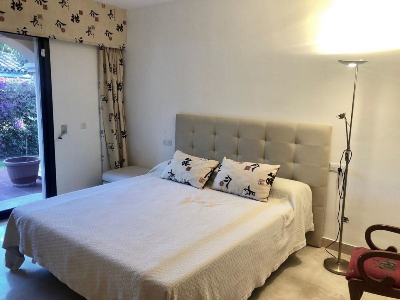 Spectacular villa in Aloha close to the golf course