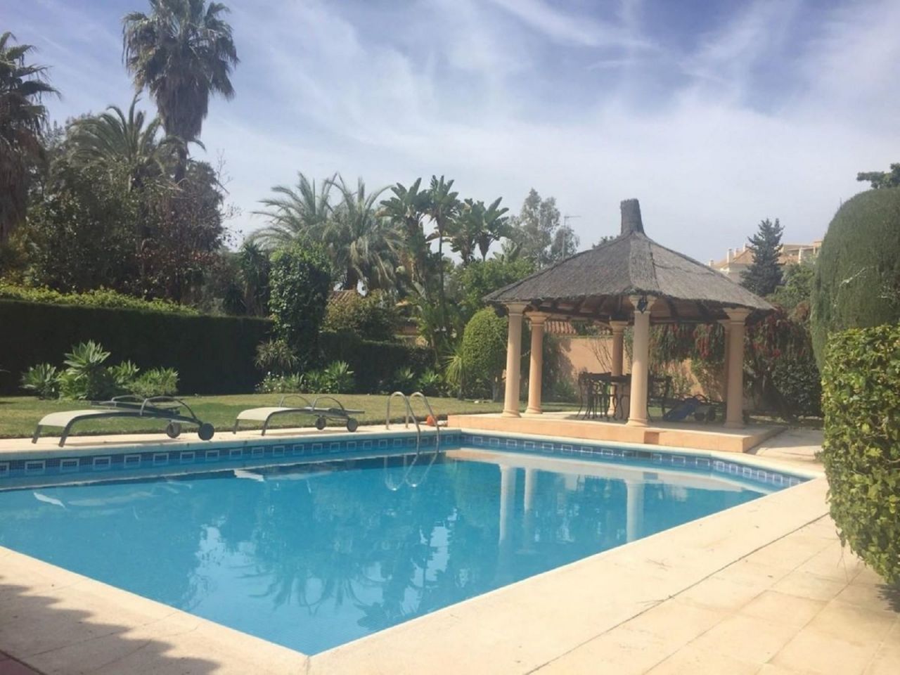 Spectacular villa in Aloha close to the golf course