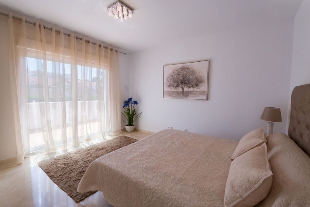 Charming Villa in Atalaya Rio Verde