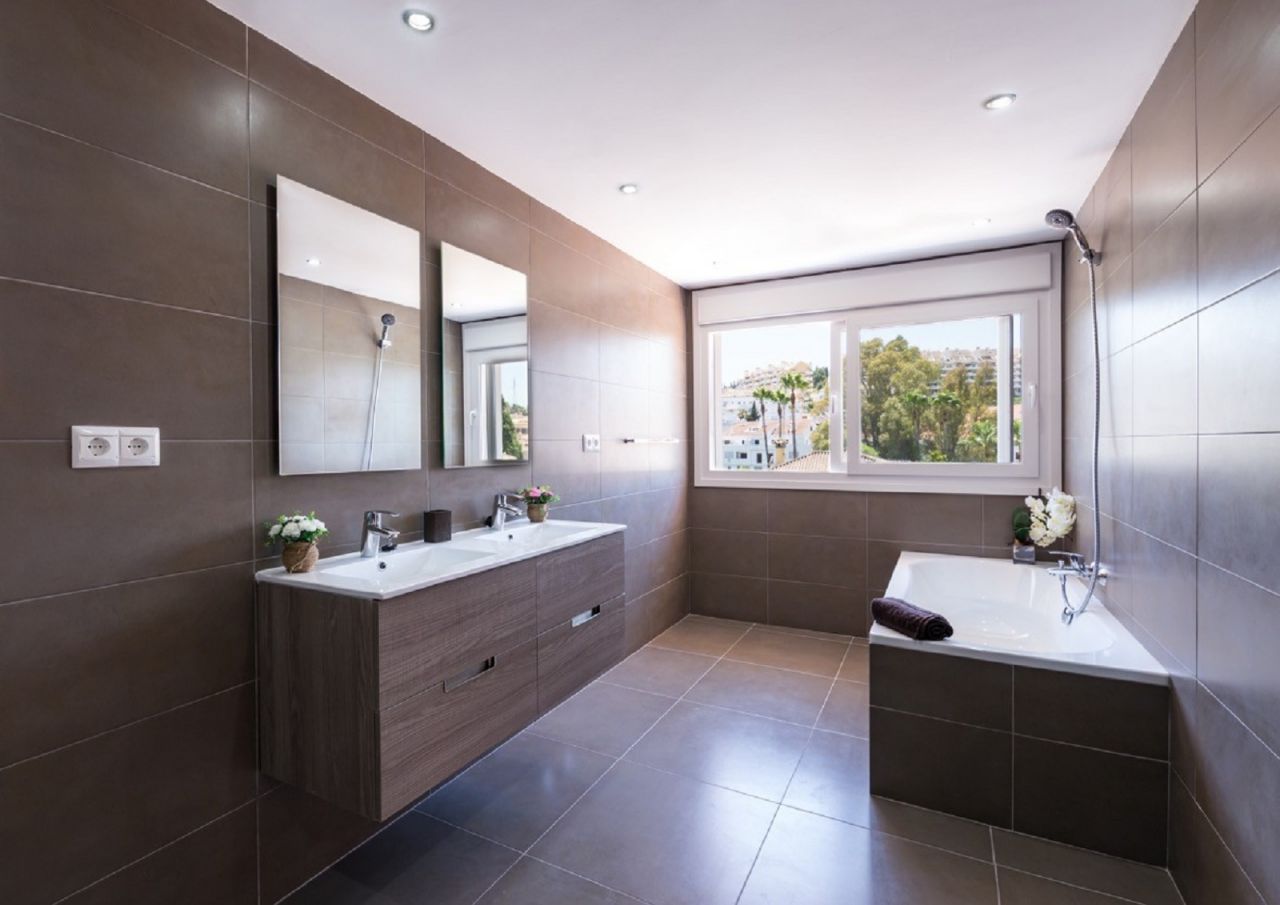 Charming Villa in Atalaya Rio Verde