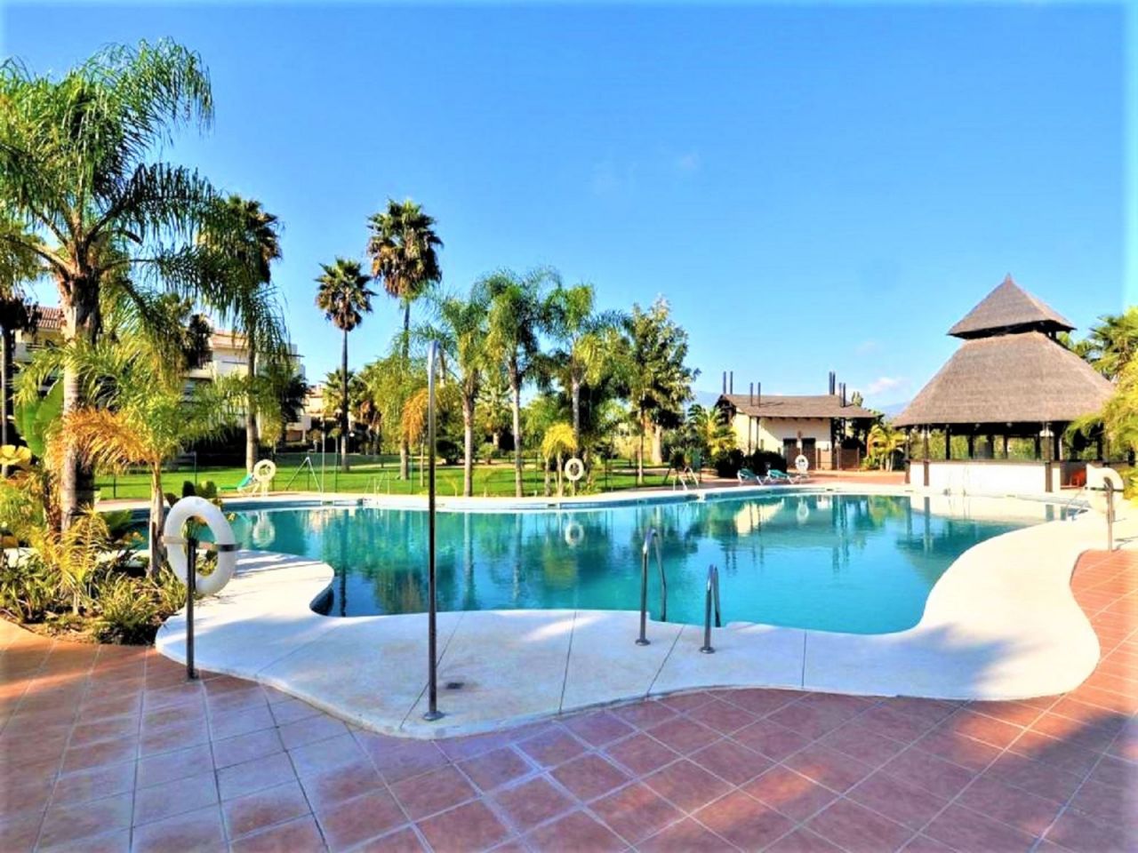 Gorundfloor apartment next to Golf Course El Campanario