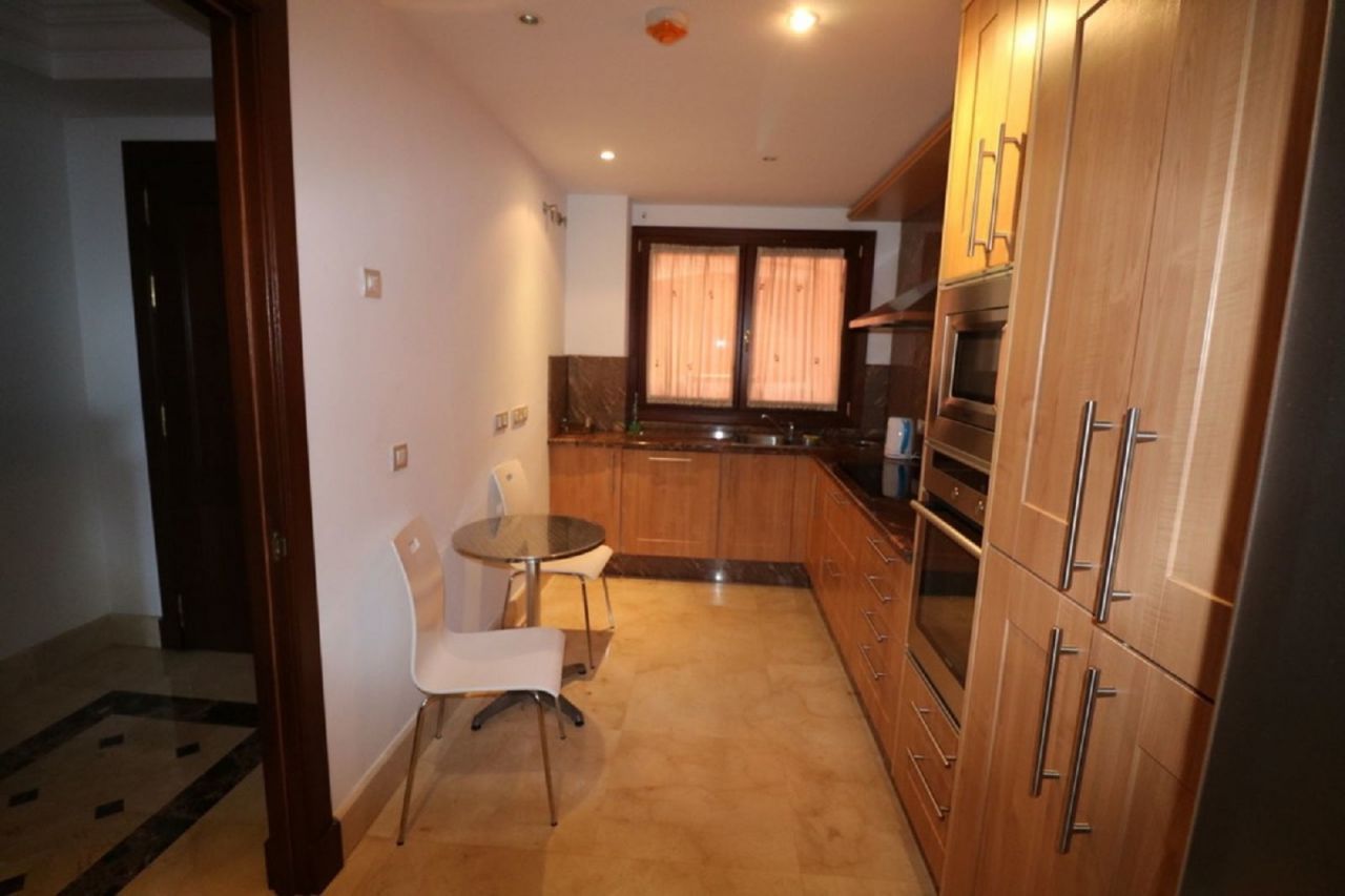 Fabulous Frontline Beach Apartment in Mar Azul 