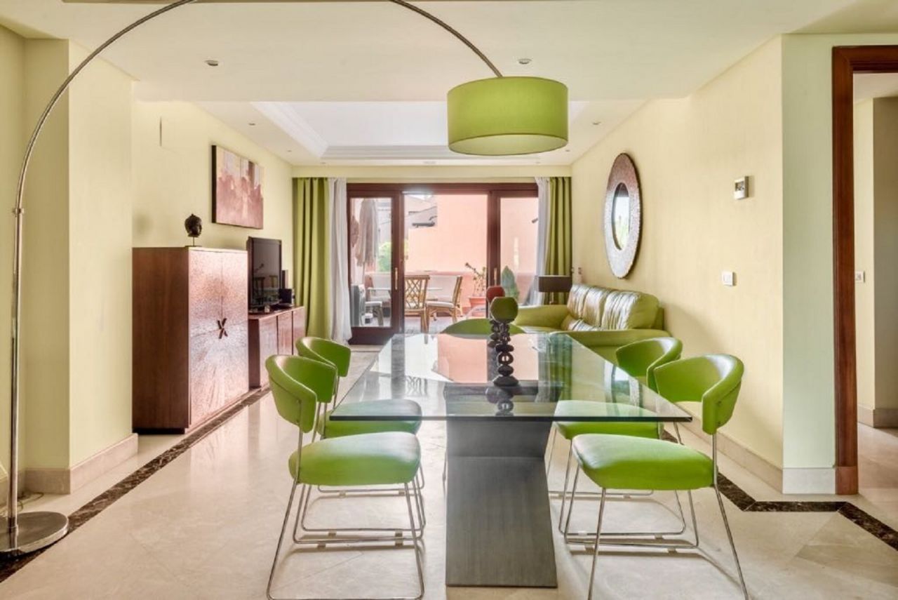 Splendid Frontline Beach apartment in Mar Azul