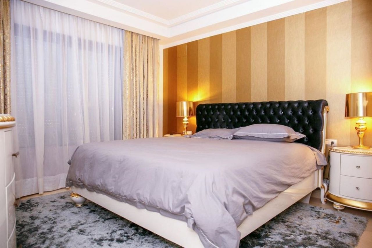 Amazing Beachside Apartment in Granados Playa