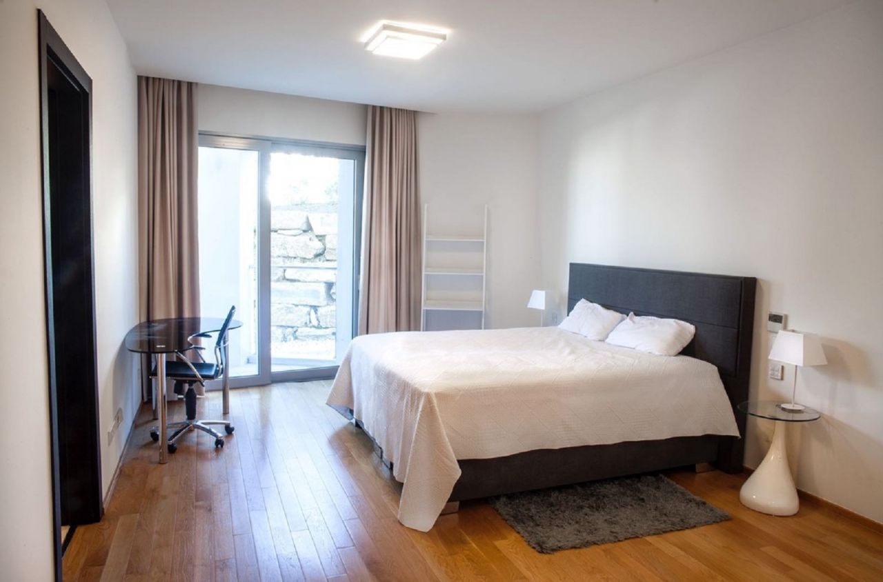 Modernstyle villa with panoramic sea views in Sierra Blanca