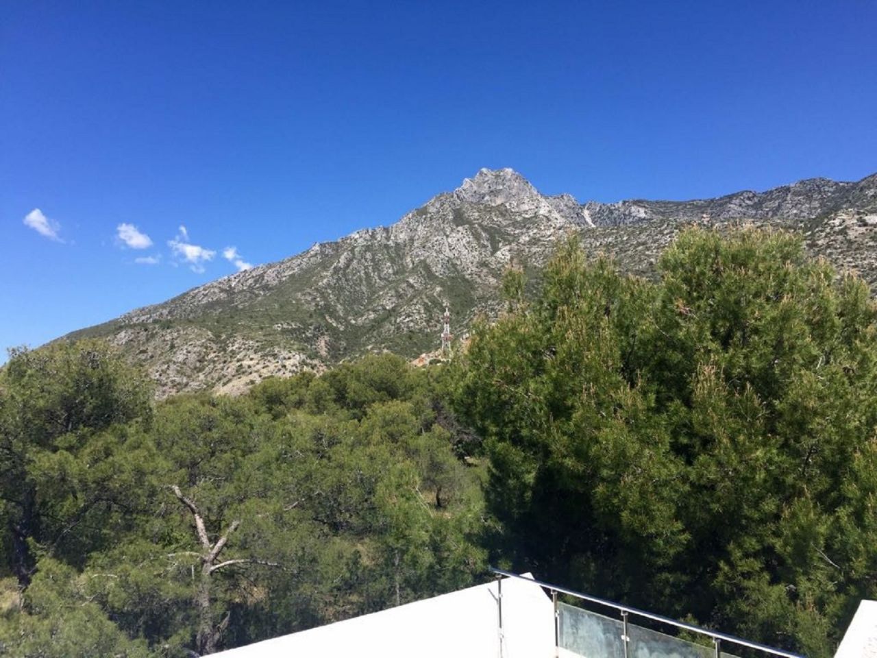 Modernstyle villa with panoramic sea views in Sierra Blanca