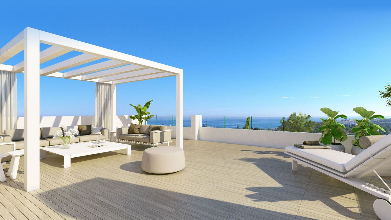 Contemporary apartments walking distance from the Beach with Sea Views