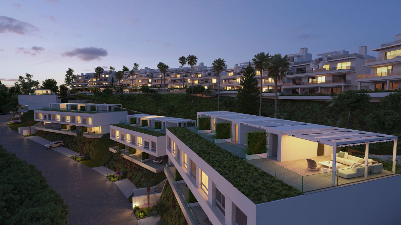New Townhouses close to the beach in New Golden Mile