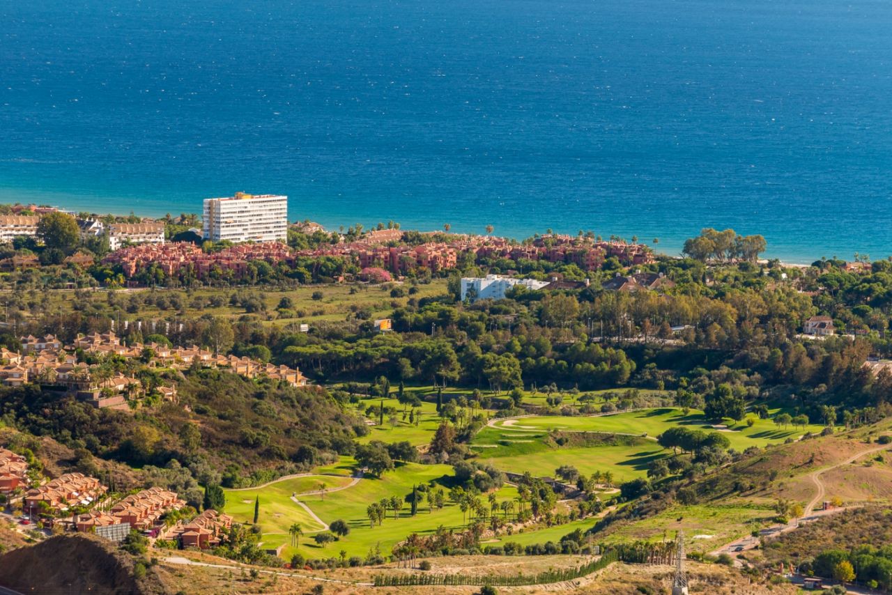 Unique Development with sea views in Los Monteros