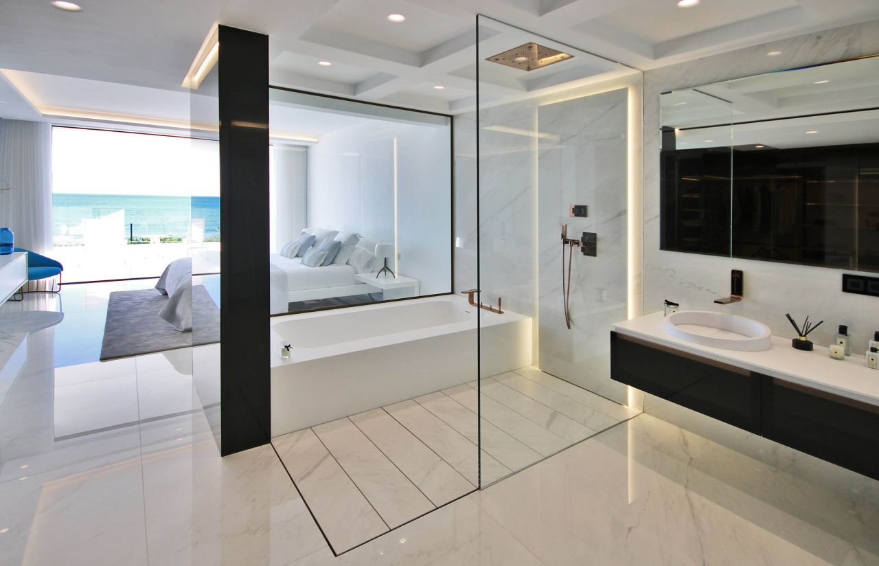 Marvelous First Line Beach Development