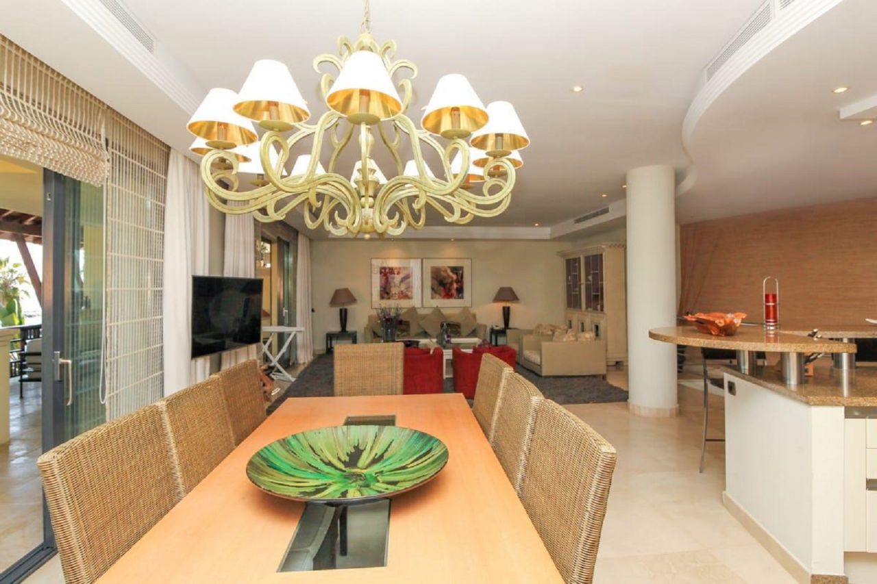 Fabulous Frontline Beach Duplex with sea views in Puerto Banus