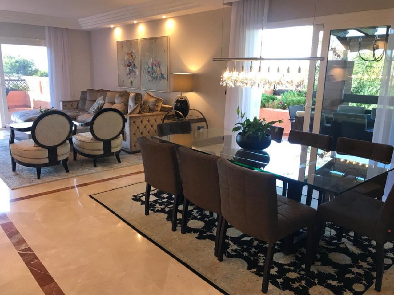 STUNNING LUXURY PENTHOUSE WITH SEA VIEWS