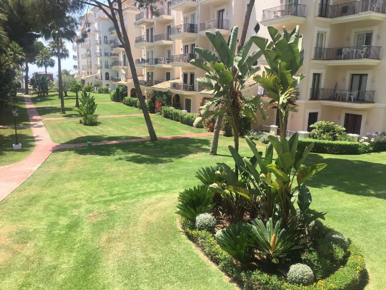 First Line Beach groundfloor in Puerto Banus