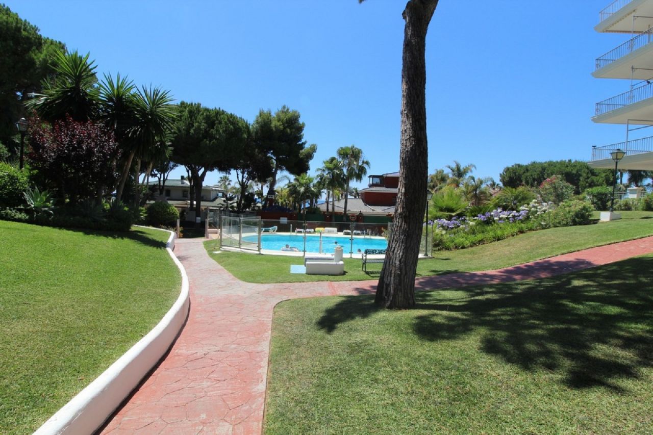 First Line Beach groundfloor in Puerto Banus