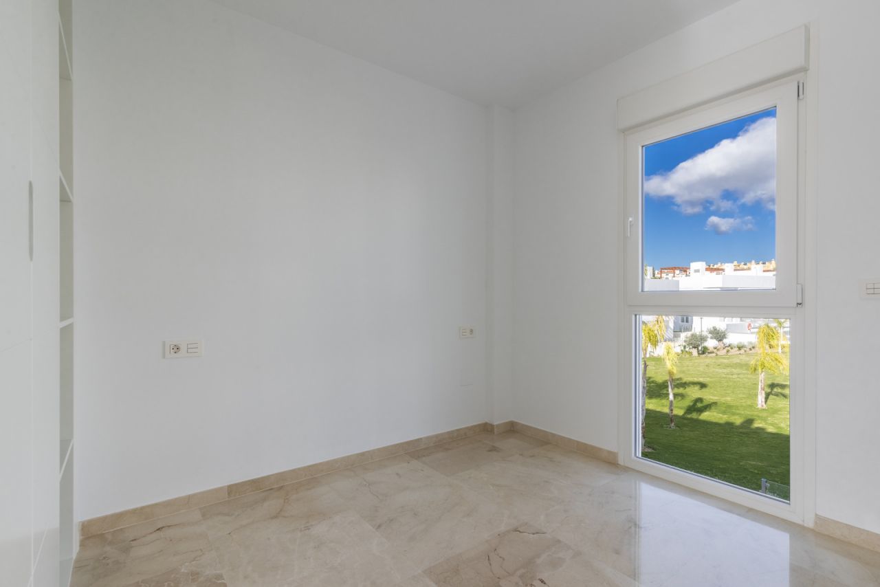 NEW BUILT TOWNHOUSE IN EL ROMERAL