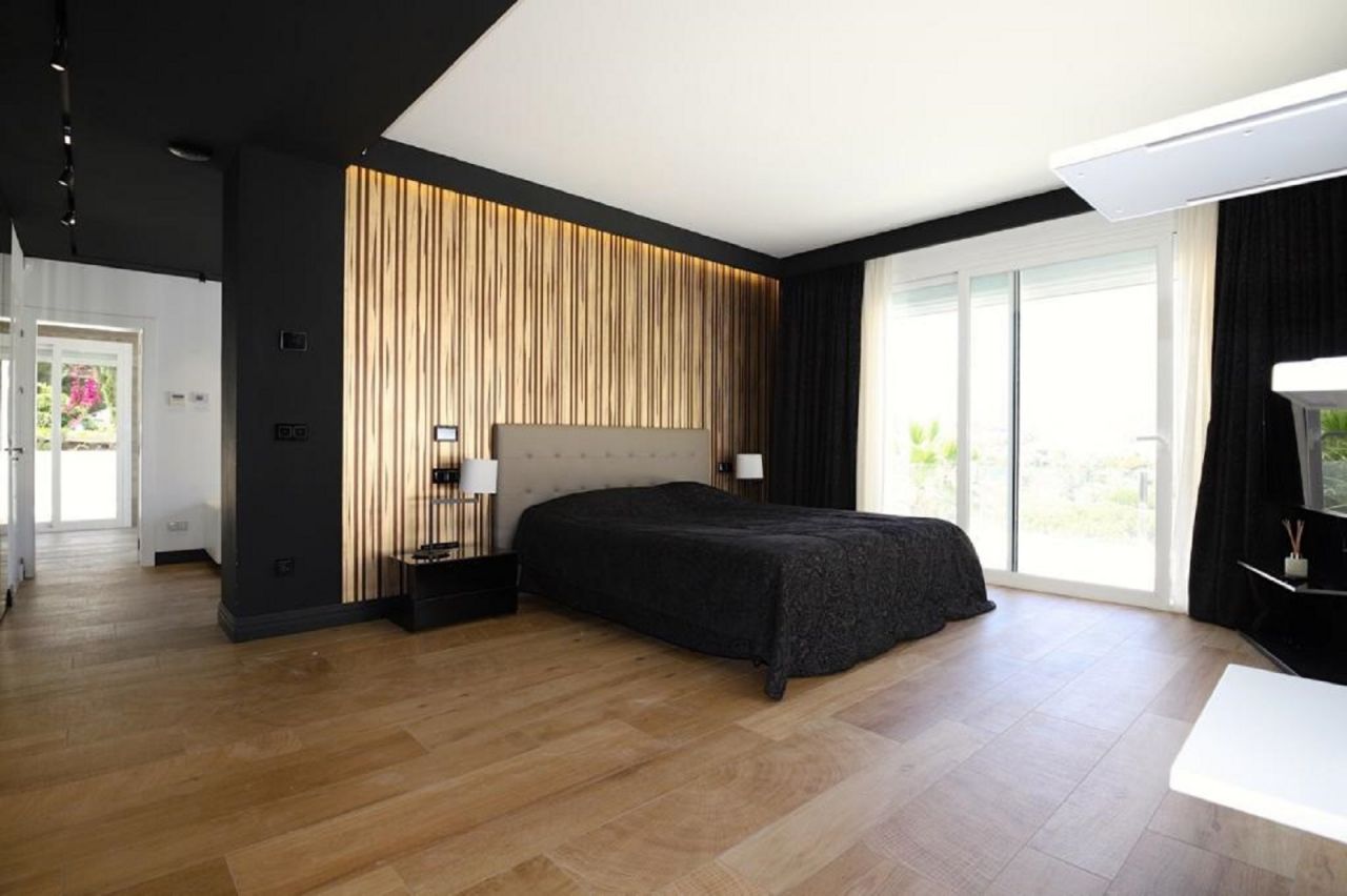 Luxury Villa close to the Golf Course