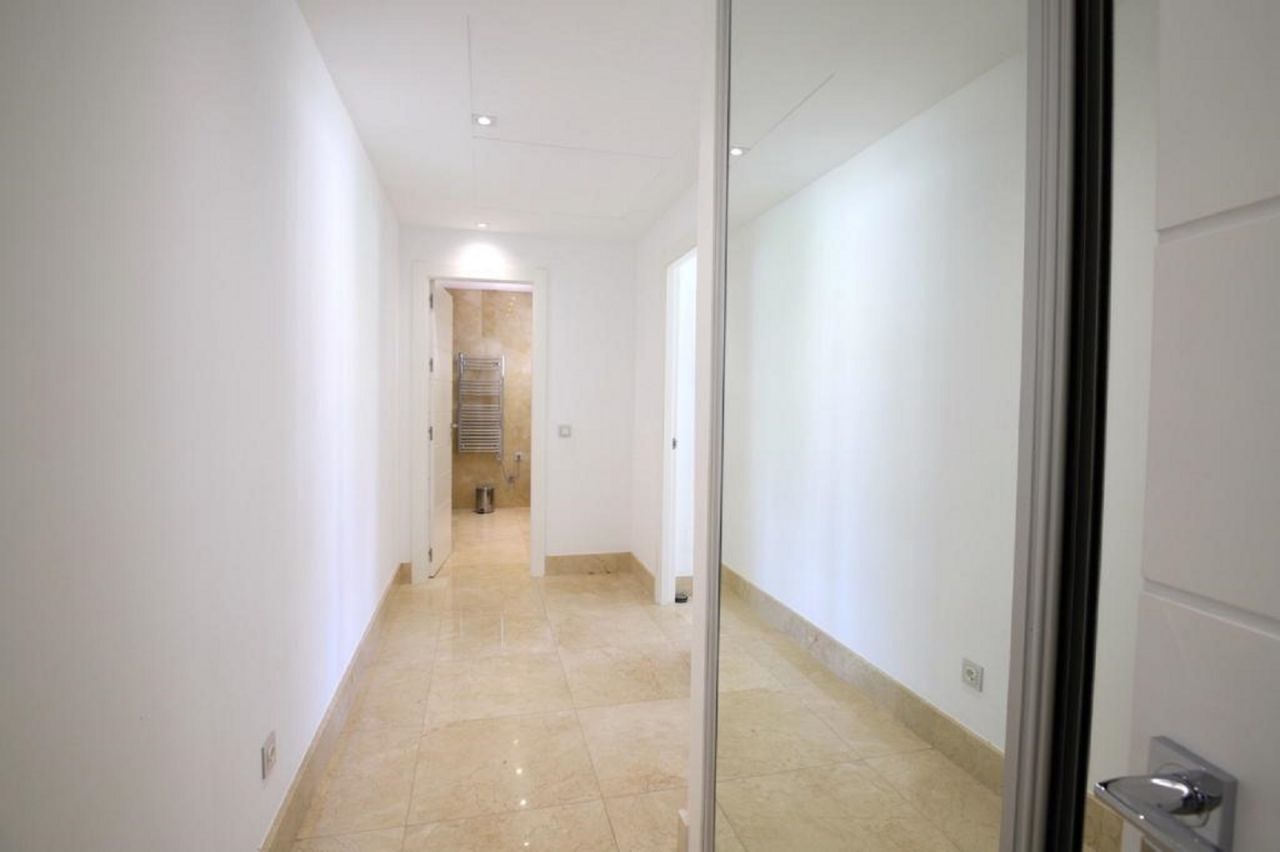 Luxury Villa close to the Golf Course